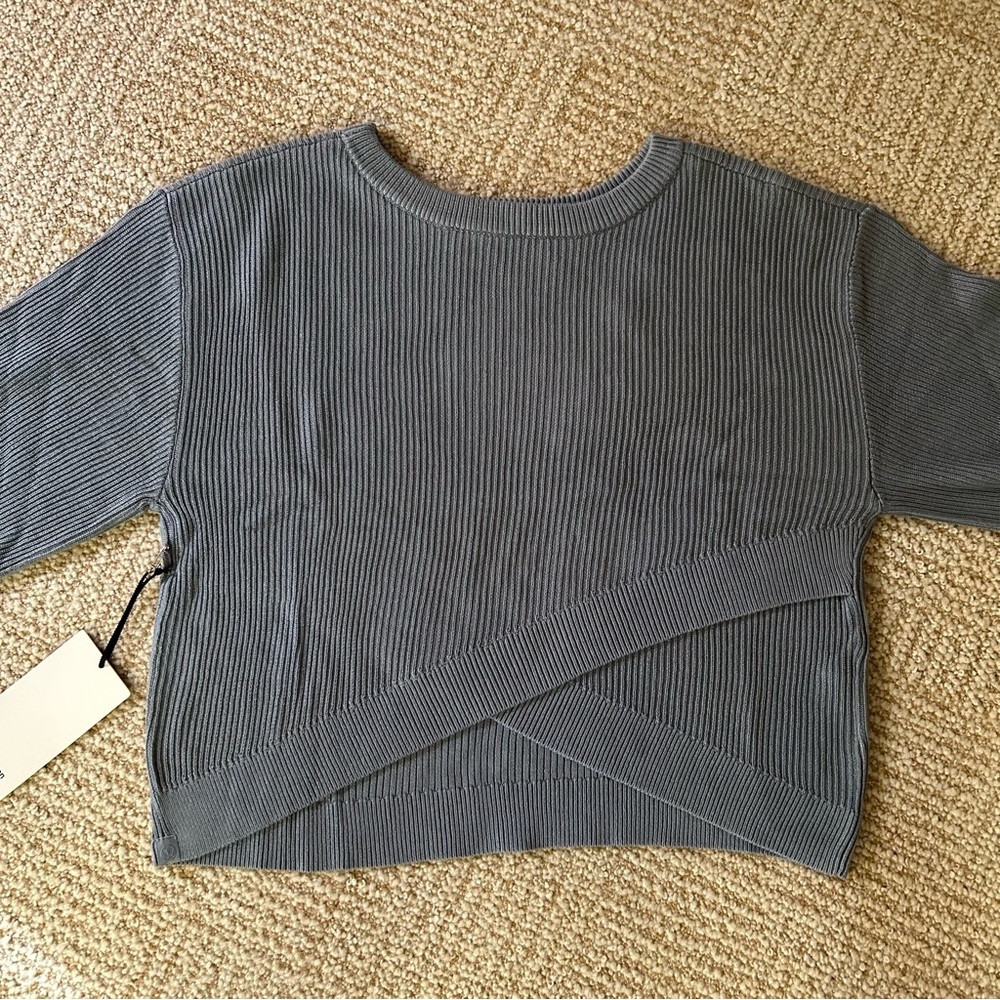 NWT Lululemon Reversible Crossover Sweater in Chambray Blue - Size 10 - Picture 7 of 14